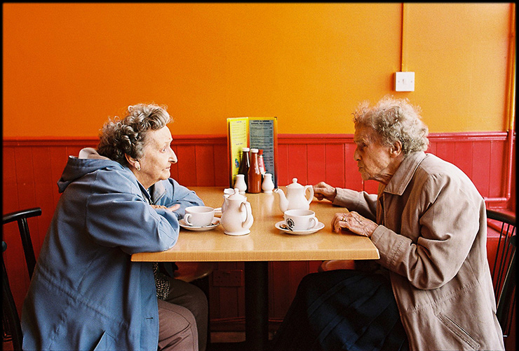GWENDOLYN UND NELLY, ENGLAND